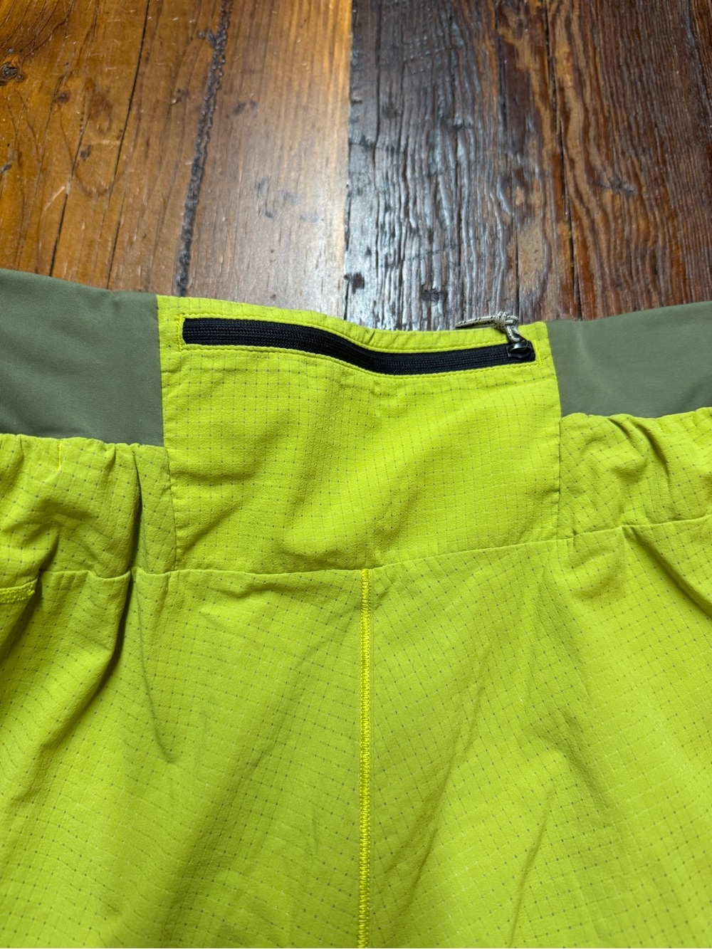 Lot of men’s running shorts - Picture 8 of 10